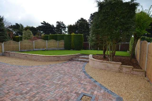  Image of 2 bedroom Detached house for sale in Fairways Drive Blackwell Bromsgrove B60 at Fairways Drive Blackwell Bromsgrove, B60 1BB