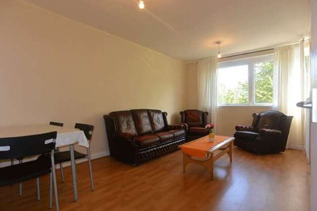  Image of 1 bedroom Flat to rent in Tavistock Crescent London W11 at 20 Tavistock Crescent  London, W11 1AX