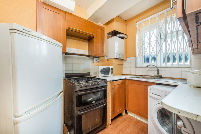  Image of 2 bedroom Apartment for sale in Falmouth Road London SE1 at Falmouth Road  London, SE1 6QP