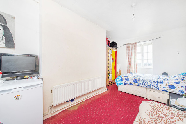  Image of 2 bedroom Apartment for sale in Falmouth Road London SE1 at Falmouth Road  London, SE1 6QP
