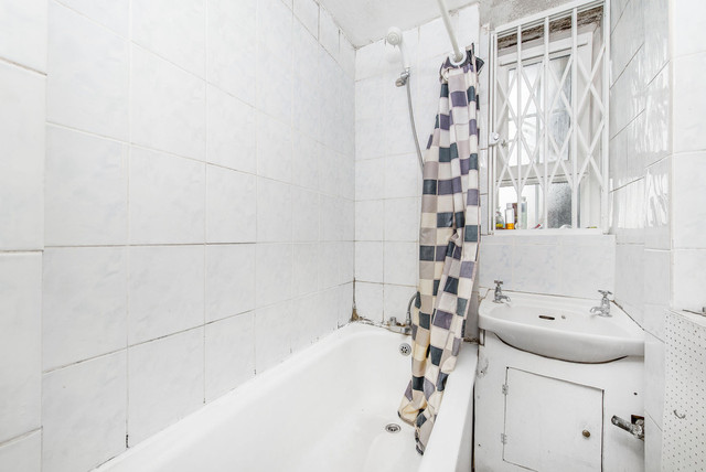  Image of 2 bedroom Apartment for sale in Falmouth Road London SE1 at Falmouth Road  London, SE1 6QP