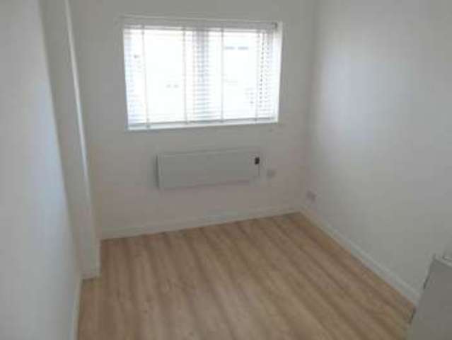  Image of 1 bedroom Flat to rent in Farley Road Selsdon South Croydon CR2 at Farley Road Selsdon SOUTH CROYDON, CR2 8DB