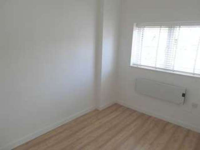  Image of 1 bedroom Flat to rent in Farley Road Selsdon South Croydon CR2 at Farley Road Selsdon SOUTH CROYDON, CR2 8DB