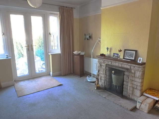  Image of 3 bedroom Semi-Detached house for sale in Farley Road Selsdon South Croydon CR2 at South Croydon Selsdon, CR2 8DA