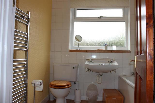  Image of 2 bedroom Terraced house for sale in Federation Road London SE2 at Abbey Wood London Lesnes Abbey, SE2 0JU