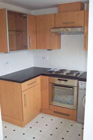  Image of 2 bedroom Property to rent in Fenners Marsh Gravesend DA12 at Fenners Marsh  Gravesend, DA12 2JD
