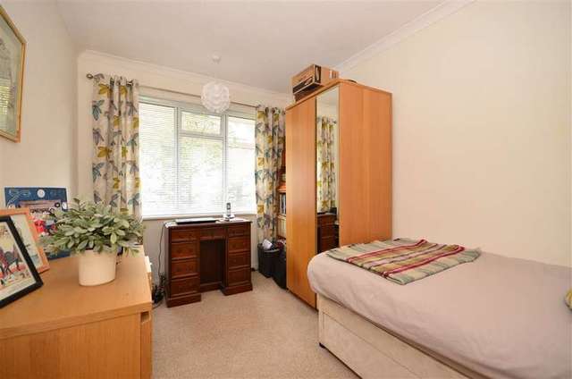  Image of 3 bedroom Bungalow for sale in Fernwood Rise Brighton BN1 at Brighton East Sussex Brighton, BN1 5ER