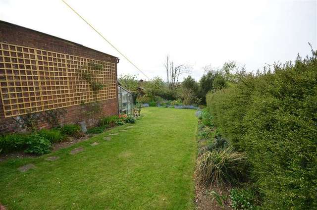  Image of 3 bedroom Bungalow for sale in Fernwood Rise Brighton BN1 at Brighton East Sussex Brighton, BN1 5ER