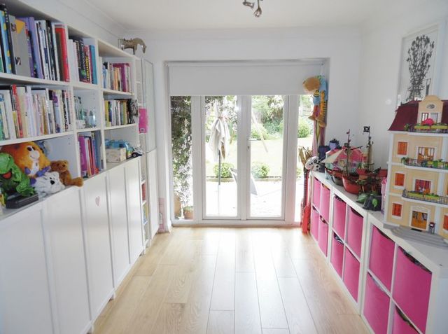  Image of 4 bedroom Detached house for sale in Ffordd Candleston Bridgend CF31 at Ffordd Candleston Broadlands Bridgend, CF31 5DU