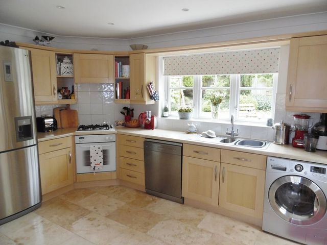  Image of 4 bedroom Detached house for sale in Ffordd Candleston Bridgend CF31 at Ffordd Candleston Broadlands Bridgend, CF31 5DU