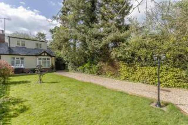  Image of 3 bedroom Semi-Detached house for sale in Finchdean Road Rowland