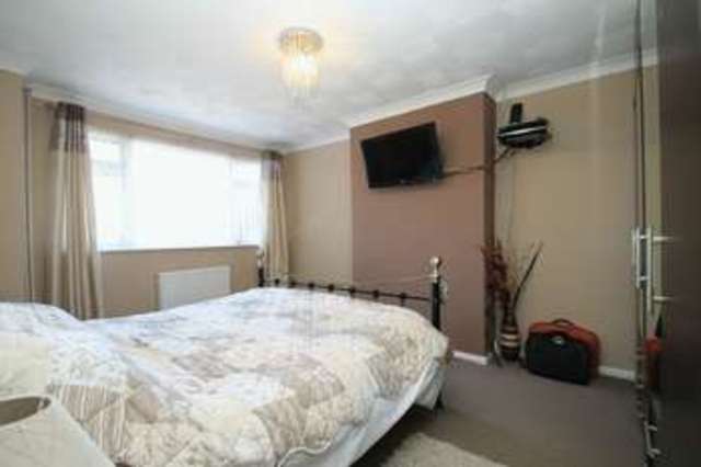  Image of 2 bedroom Detached house for sale in Fircroft Crescent Rustington Littlehampton BN16 at Fircroft Crescent Rustington Littlehampton, BN16 3HS