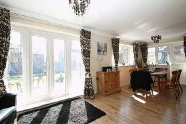  Image of 2 bedroom Detached house for sale in Fircroft Crescent Rustington Littlehampton BN16 at Fircroft Crescent Rustington Littlehampton, BN16 3HS