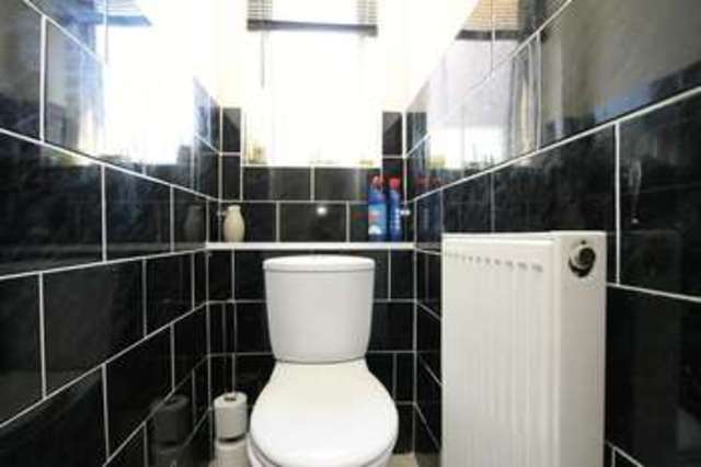  Image of 2 bedroom Detached house for sale in Fircroft Crescent Rustington Littlehampton BN16 at Fircroft Crescent Rustington Littlehampton, BN16 3HS