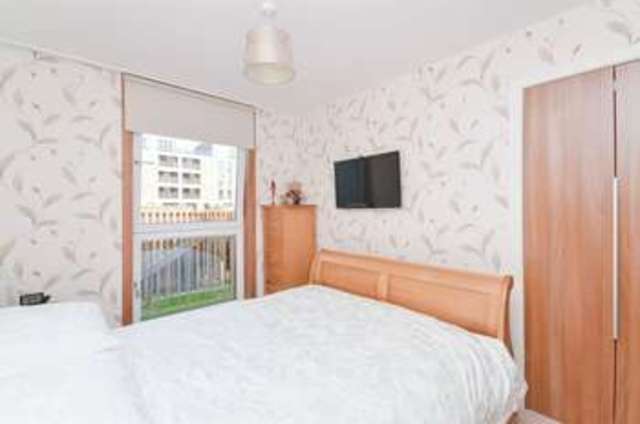  Image of 2 bedroom Flat for sale in Kimmerghame Path Edinburgh EH4 at Kimmerghame Path Fettes Edinburgh, EH4 2GN