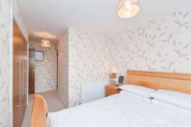  Image of 2 bedroom Flat for sale in Kimmerghame Path Edinburgh EH4 at Kimmerghame Path Fettes Edinburgh, EH4 2GN