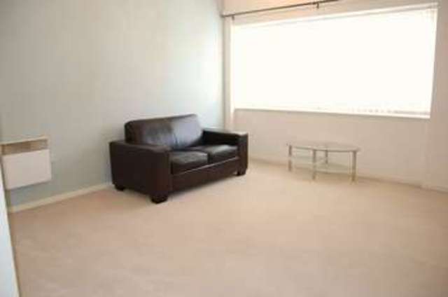  Image of 2 bedroom Flat to rent in Fletcher Court Radcliffe Manchester M26 at Fletcher Court Radcliffe Manchester, M26 1PZ