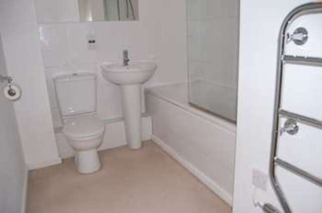  Image of 2 bedroom Flat to rent in Fletcher Court Radcliffe Manchester M26 at Fletcher Court Radcliffe Manchester, M26 1PZ