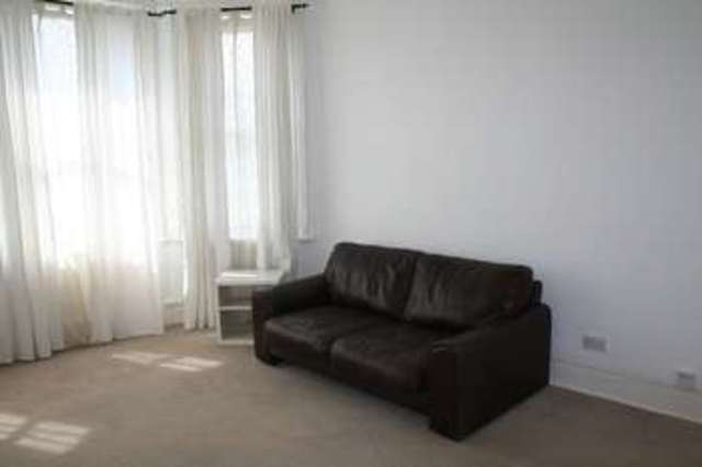  Image of 2 bedroom Flat to rent in Fordwych Road London NW2 at Kilburn London Fortune Green, NW2 3NH