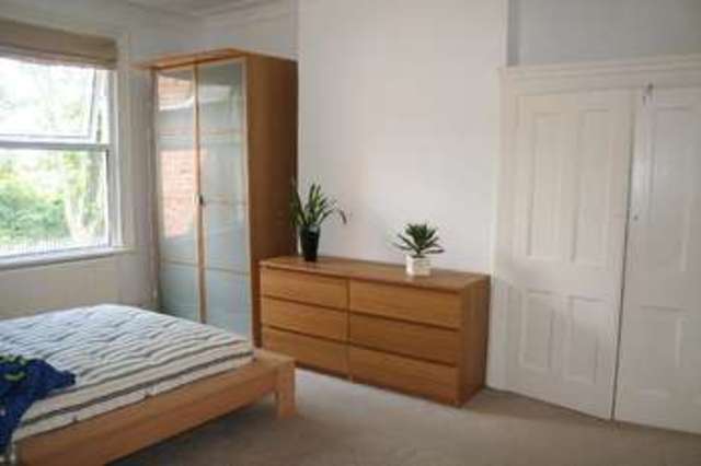  Image of 2 bedroom Flat to rent in Fordwych Road London NW2 at Kilburn London Fortune Green, NW2 3NH