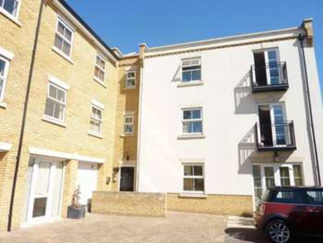  Image of 2 bedroom Flat for sale in Forge Way Southend-on-Sea SS1 at Audley Court Forge Way Southend-On-Sea, SS1 2ZS