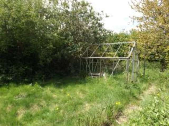  Image of 2 bedroom Bungalow for sale in Fourth Avenue Wellingborough NN8 at Wellingborough Northamptonshire Wilby, NN8 3NF