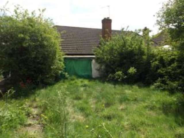  Image of 2 bedroom Bungalow for sale in Fourth Avenue Wellingborough NN8 at Wellingborough Northamptonshire Wilby, NN8 3NF