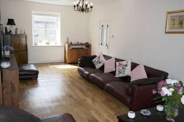  Image of 5 bedroom Terraced house for sale in Frances Street Farsley Pudsey LS28 at Farsley, LS28 5BL