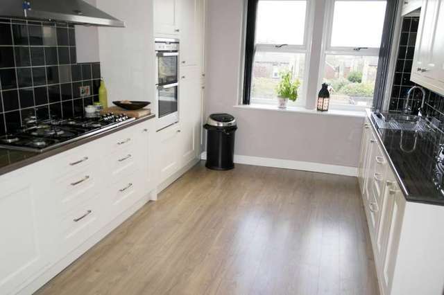  Image of 5 bedroom Terraced house for sale in Frances Street Farsley Pudsey LS28 at Farsley, LS28 5BL