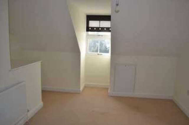  Image of 3 bedroom Terraced house to rent in Franklin Mews Barton-upon-Humber DN18 at Franklin Mews  Barton-Upon-Humber, DN18 5SA