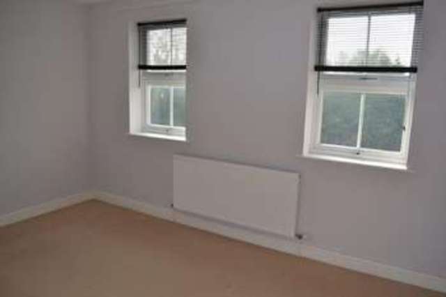  Image of 3 bedroom Terraced house to rent in Franklin Mews Barton-upon-Humber DN18 at Franklin Mews  Barton-Upon-Humber, DN18 5SA