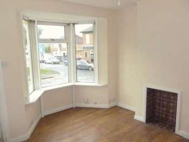  Image of 3 bedroom Detached house to rent in Frindsbury Road Strood Rochester ME2 at Frindsbury Road  Frindsbury, ME2 4JD
