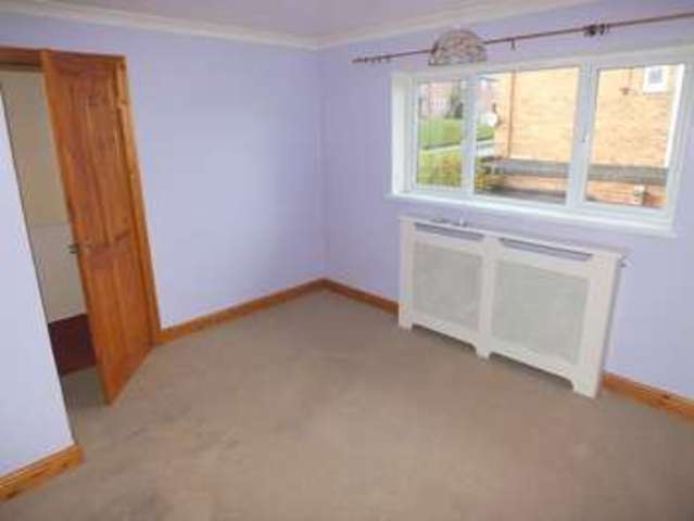  Image of 3 bedroom Semi-Detached house to rent in Furlong Road Tunstall Stoke-on-Trent ST6 at Furlong Road  Tunstall, ST6 5UN