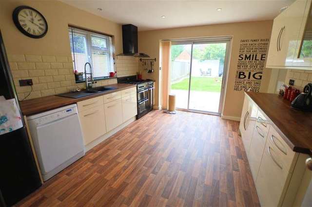  Image of 4 bedroom Detached house for sale in Garland Close Burghfield Common Reading RG7 at Burghfield Common  Reading, RG7 3JX