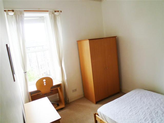  Image of 2 bedroom Flat to rent in Glen Street Edinburgh EH3 at Tollcross Edinburgh Edinburgh, EH3 9JF