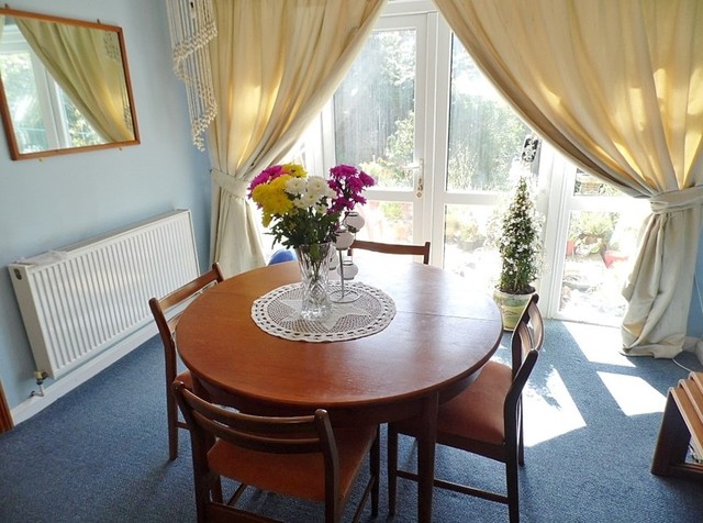  Image of 3 bedroom Semi-Detached house for sale in Gloucester Road Waterlooville PO7 at Gloucester Road  Waterlooville, PO7 7BJ