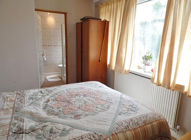  Image of 3 bedroom Semi-Detached house for sale in Gloucester Road Waterlooville PO7 at Gloucester Road  Waterlooville, PO7 7BJ