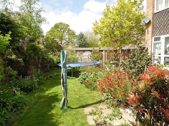  Image of 3 bedroom Semi-Detached house for sale in Gloucester Road Waterlooville PO7 at Gloucester Road  Waterlooville, PO7 7BJ