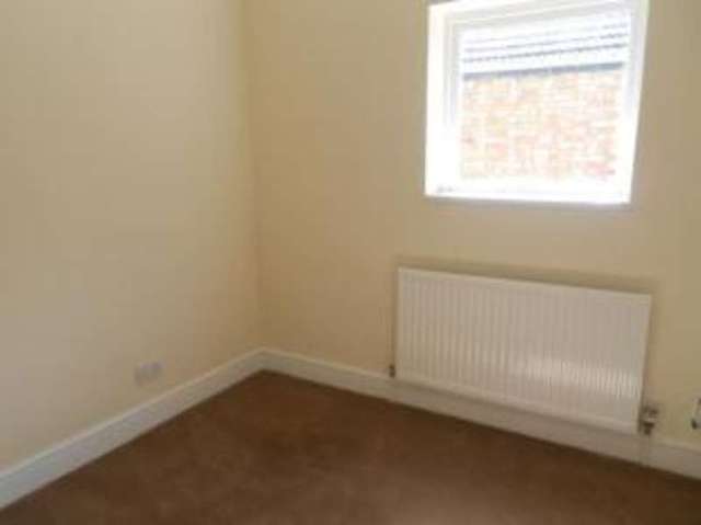  Image of 2 bedroom Flat for sale in Goldington Avenue Bedford MK40 at Bedford Bedfordshire Bedford, MK40 3BY