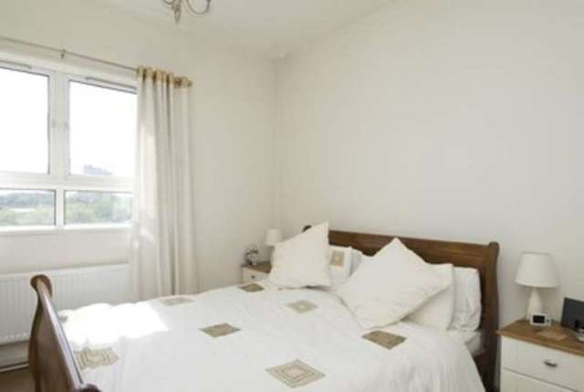  Image of 3 bedroom Flat to rent in Goldington Street London NW1 at London, NW1 1UG