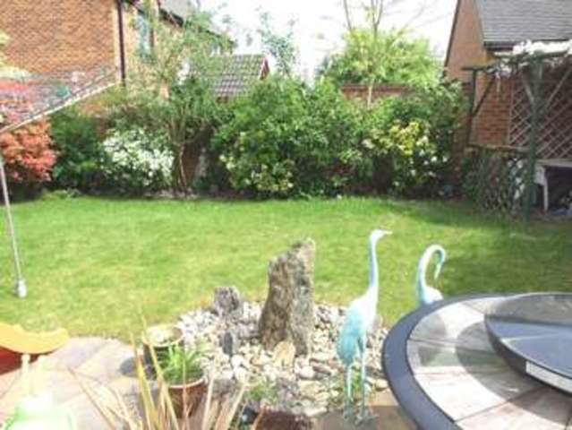  Image of 4 bedroom Detached house for sale in Goughs Lane Warfield Bracknell RG12 at Warfield Easthampstead, RG12 2PL
