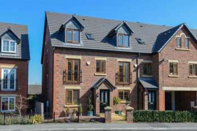  Image of 3 bedroom Detached house for sale in Grammar School Gardens Ormskirk L39 at Grammar School Gardens  Ormskirk, L39 4UN