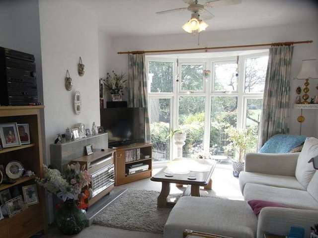  Image of 3 bedroom Semi-Detached house for sale in Grasvenor Avenue Barnet EN5 at Grasvenor Avenue  Barnet, EN5 2BY
