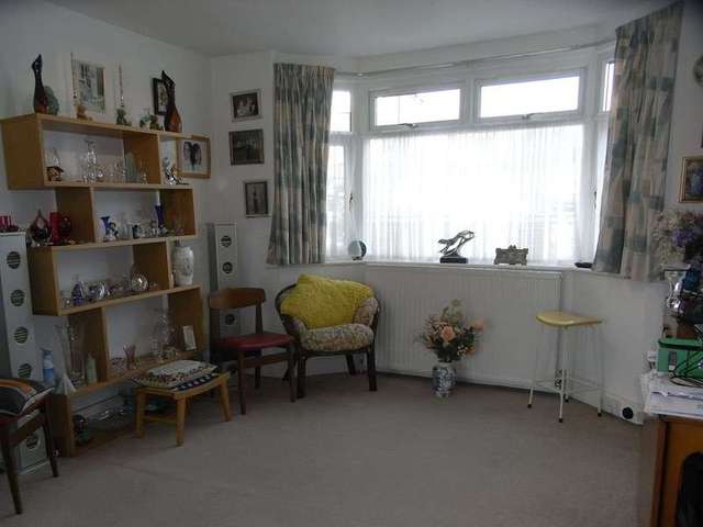  Image of 3 bedroom Semi-Detached house for sale in Grasvenor Avenue Barnet EN5 at Grasvenor Avenue  Barnet, EN5 2BY