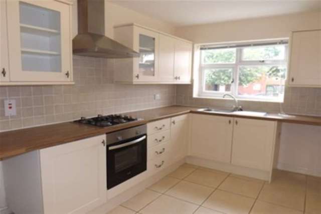  Image of 4 bedroom Detached house to rent in Great Hampton Street Wolverhampton WV1 at Wolverhampton, WV1 4AY