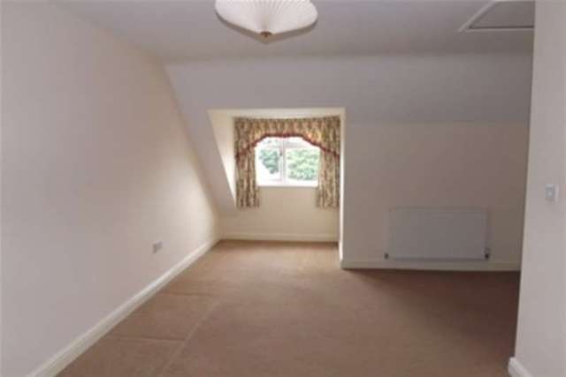  Image of 4 bedroom Detached house to rent in Great Hampton Street Wolverhampton WV1 at Wolverhampton, WV1 4AY