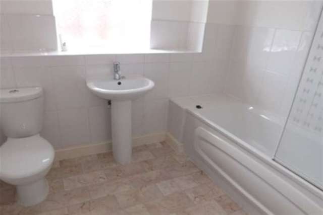  Image of 4 bedroom Detached house to rent in Great Hampton Street Wolverhampton WV1 at Wolverhampton, WV1 4AY