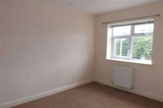  Image of 4 bedroom Detached house to rent in Great Hampton Street Wolverhampton WV1 at Wolverhampton, WV1 4AY