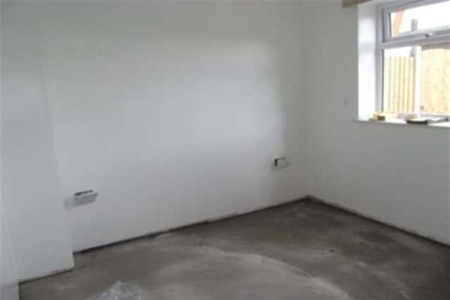  Image of 1 bedroom Flat to rent in Great Hoggett Drive Beeston Nottingham NG9 at Nottingham, NG9 4HQ
