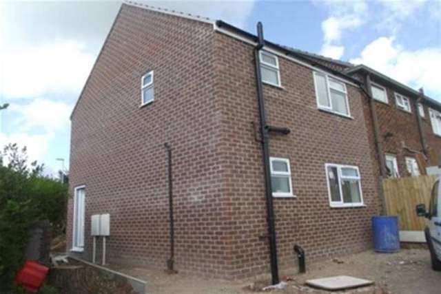  Image of 1 bedroom Flat to rent in Great Hoggett Drive Beeston Nottingham NG9 at Nottingham, NG9 4HQ